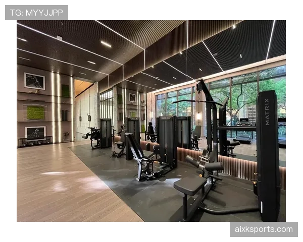 周琦居然连家里健身房都比咱们小区大半圈，这日子谁能比？
